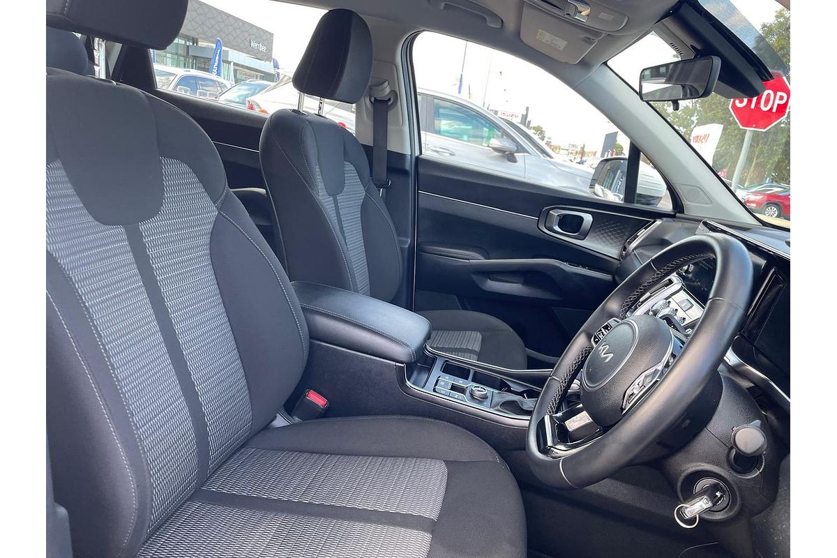 2023 Kia Sorento S MQ4