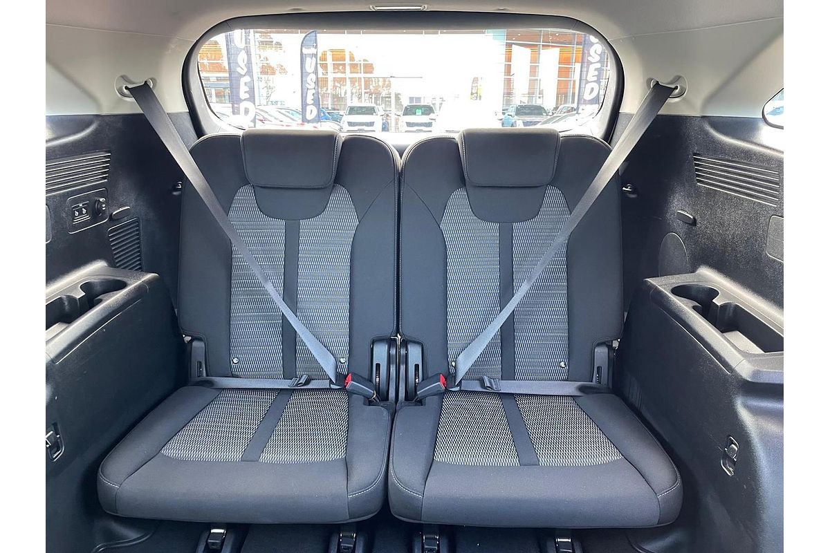2023 Kia Sorento S MQ4