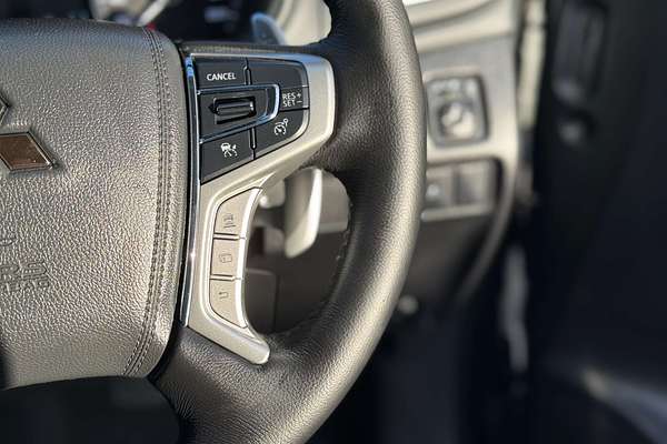 2023 Mitsubishi Pajero Sport GLS QF
