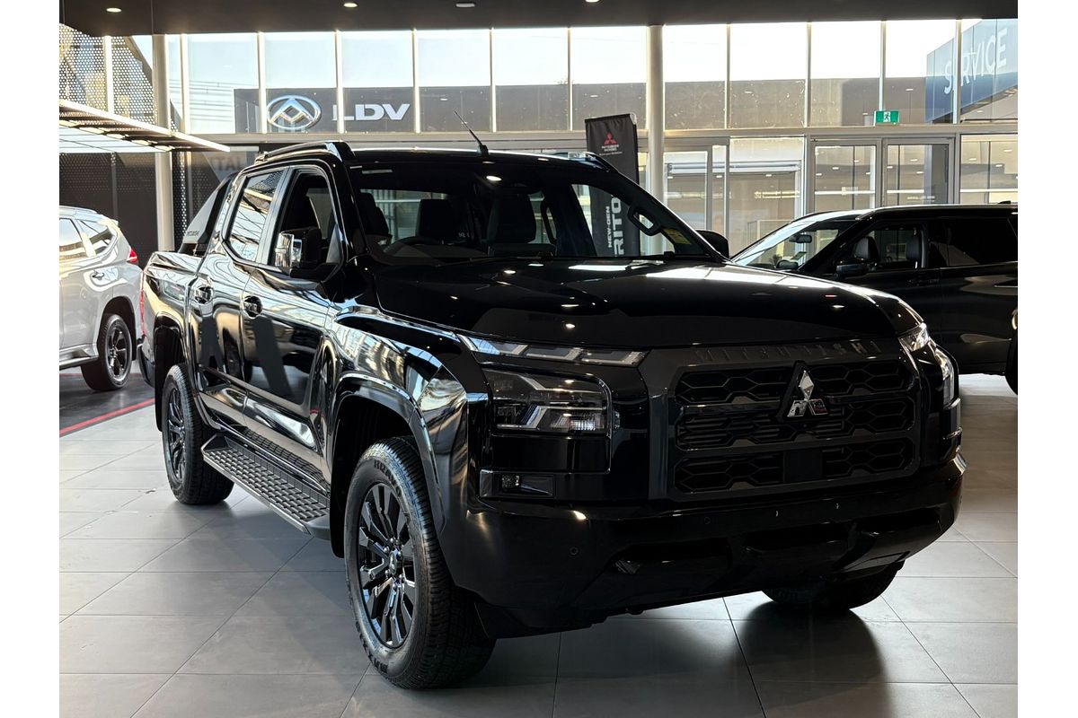 2024 Mitsubishi Triton GSR MV 4X4
