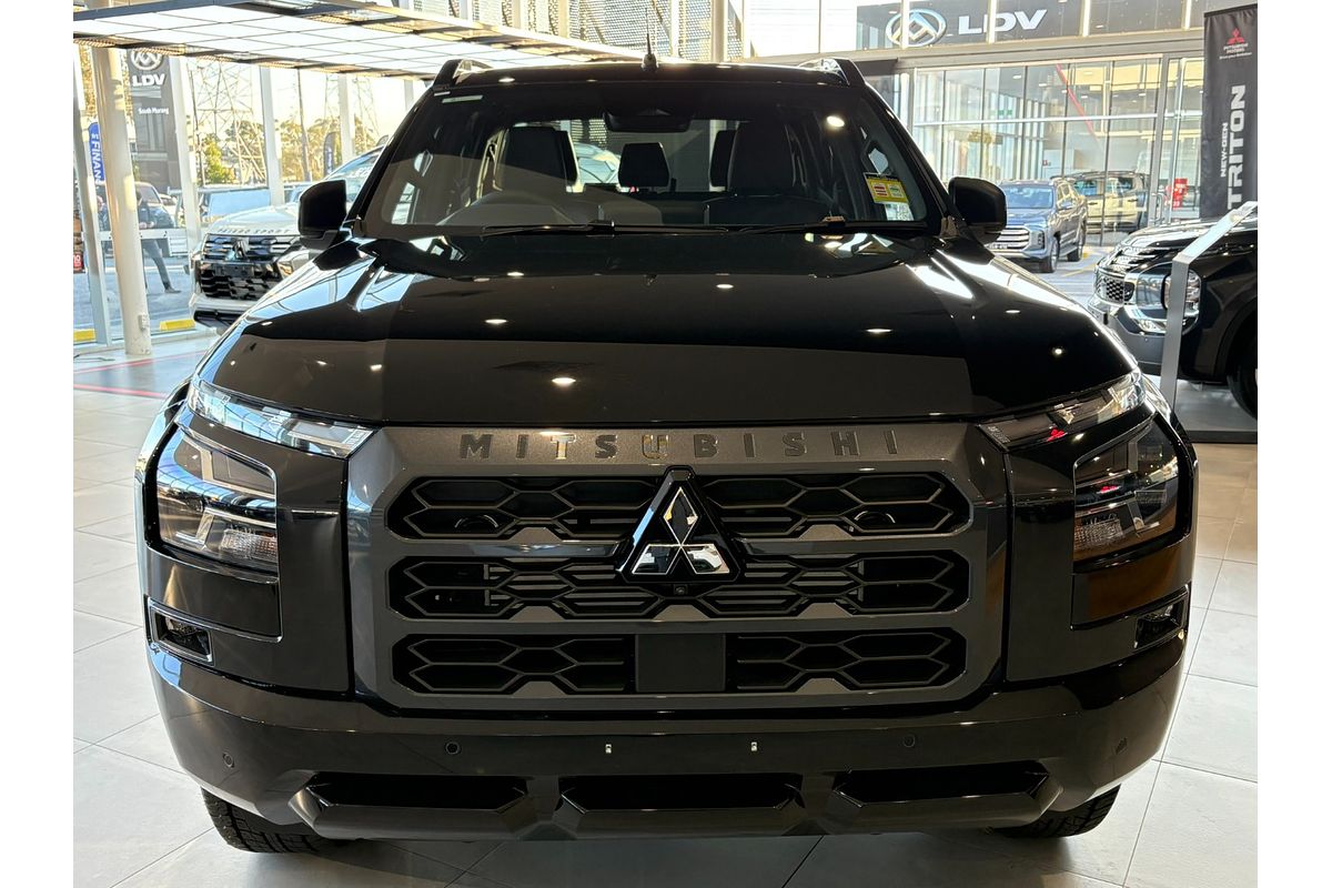 2024 Mitsubishi Triton GSR MV 4X4