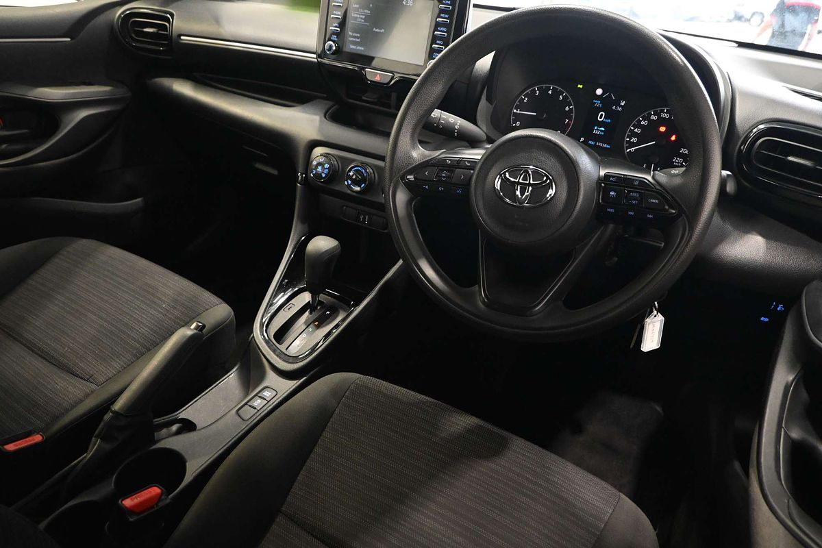 2022 Toyota Yaris Ascent Sport MXPA10R
