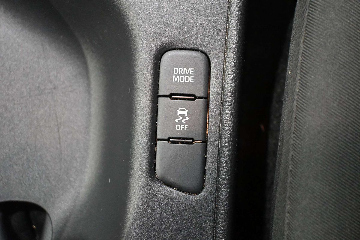 2022 Toyota Yaris Ascent Sport MXPA10R
