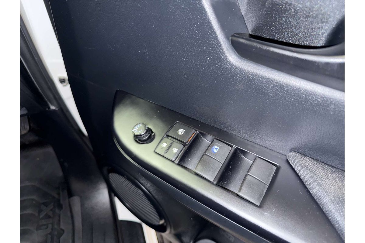 2019 Toyota Hilux SR GUN126R 4X4