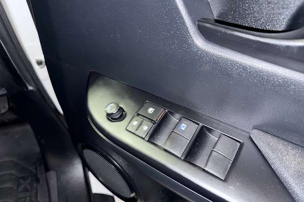 2019 Toyota Hilux SR GUN126R 4X4