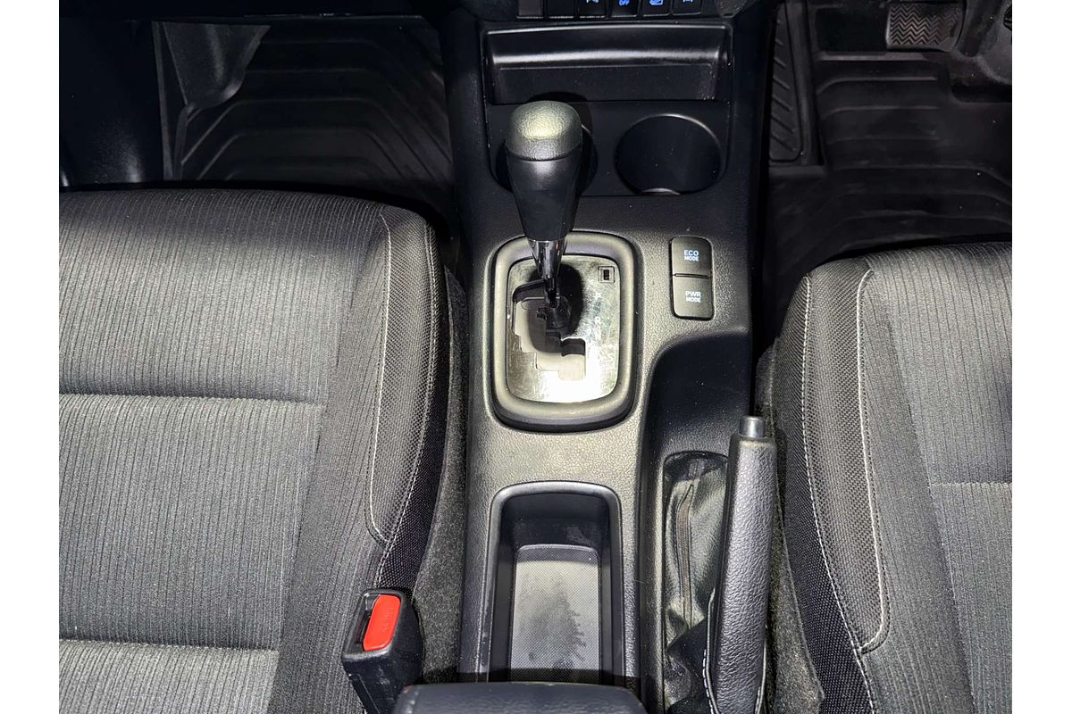 2019 Toyota Hilux SR GUN126R 4X4