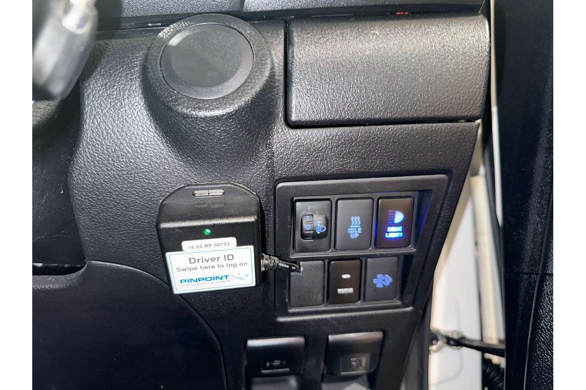 2019 Toyota Hilux SR GUN126R 4X4