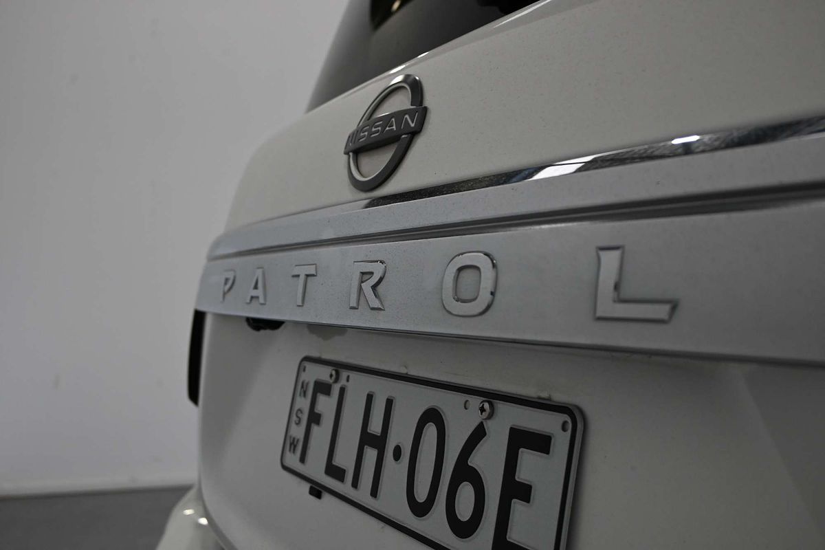 2022 Nissan Patrol Ti Y62