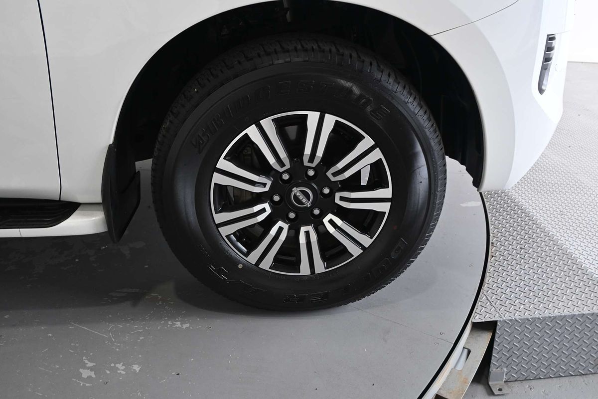 2022 Nissan Patrol Ti Y62