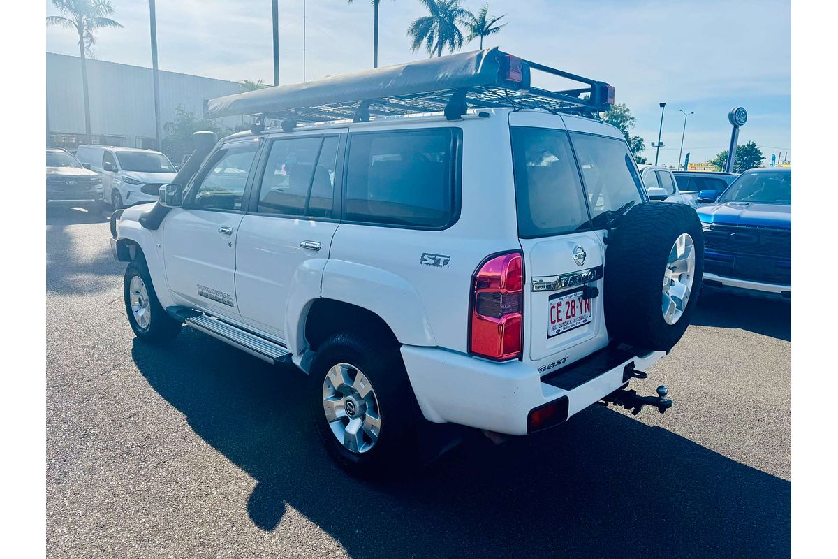 2015 Nissan Patrol DX Y61