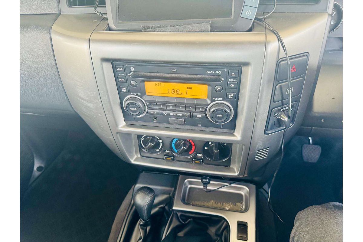 2015 Nissan Patrol DX Y61