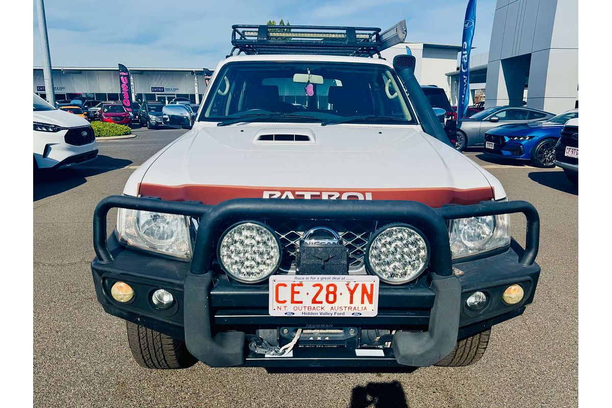 2015 Nissan Patrol DX Y61