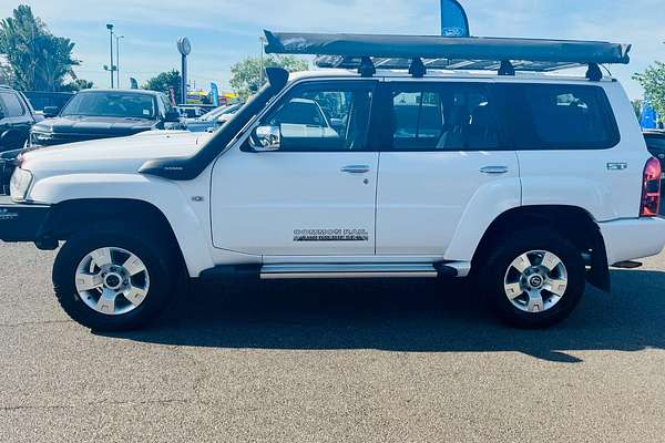 2015 Nissan Patrol DX Y61