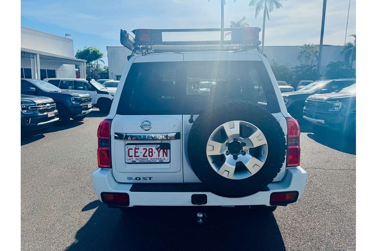 2015 Nissan Patrol DX Y61