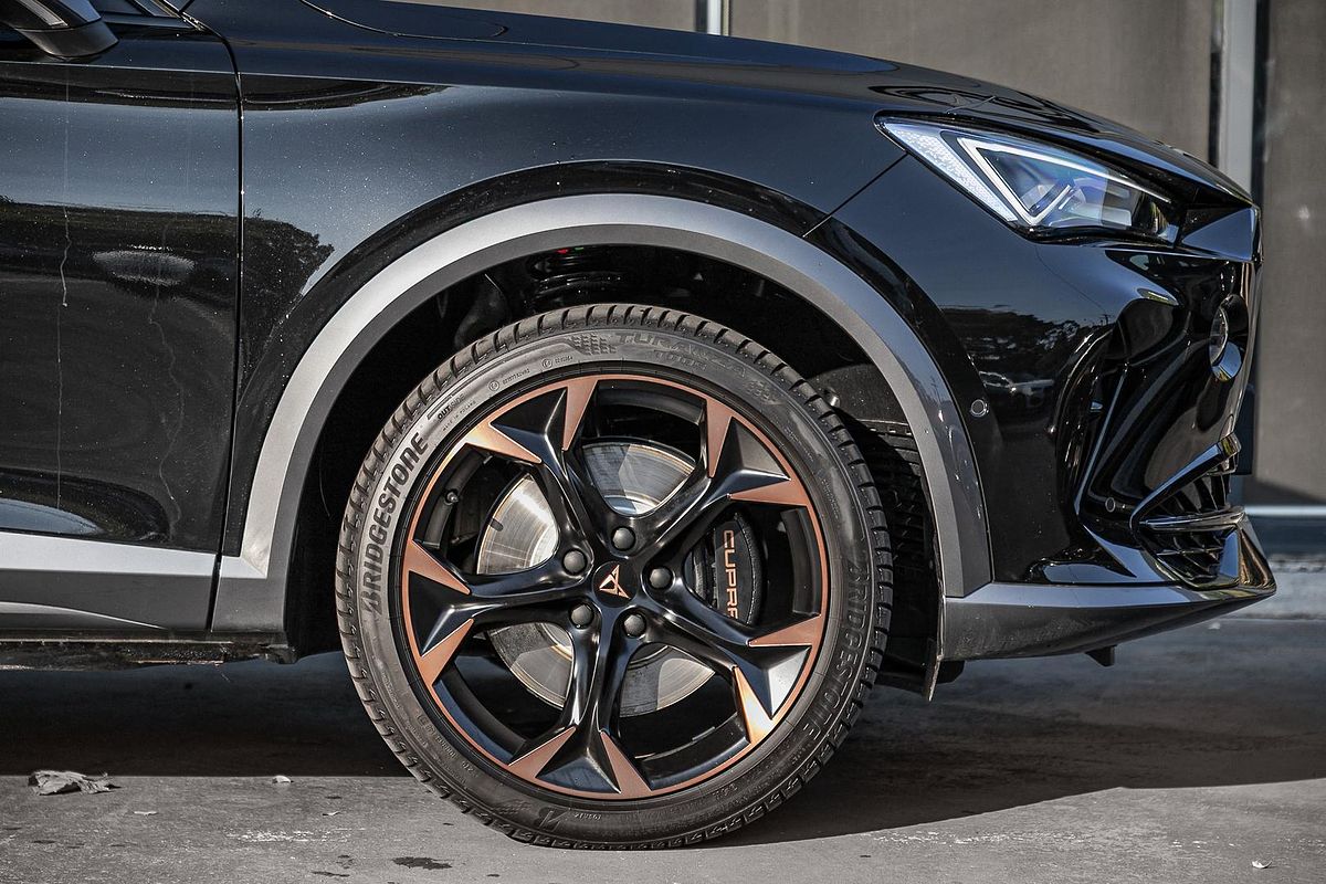 2024 CUPRA Formentor VZe Tribe Edition KM