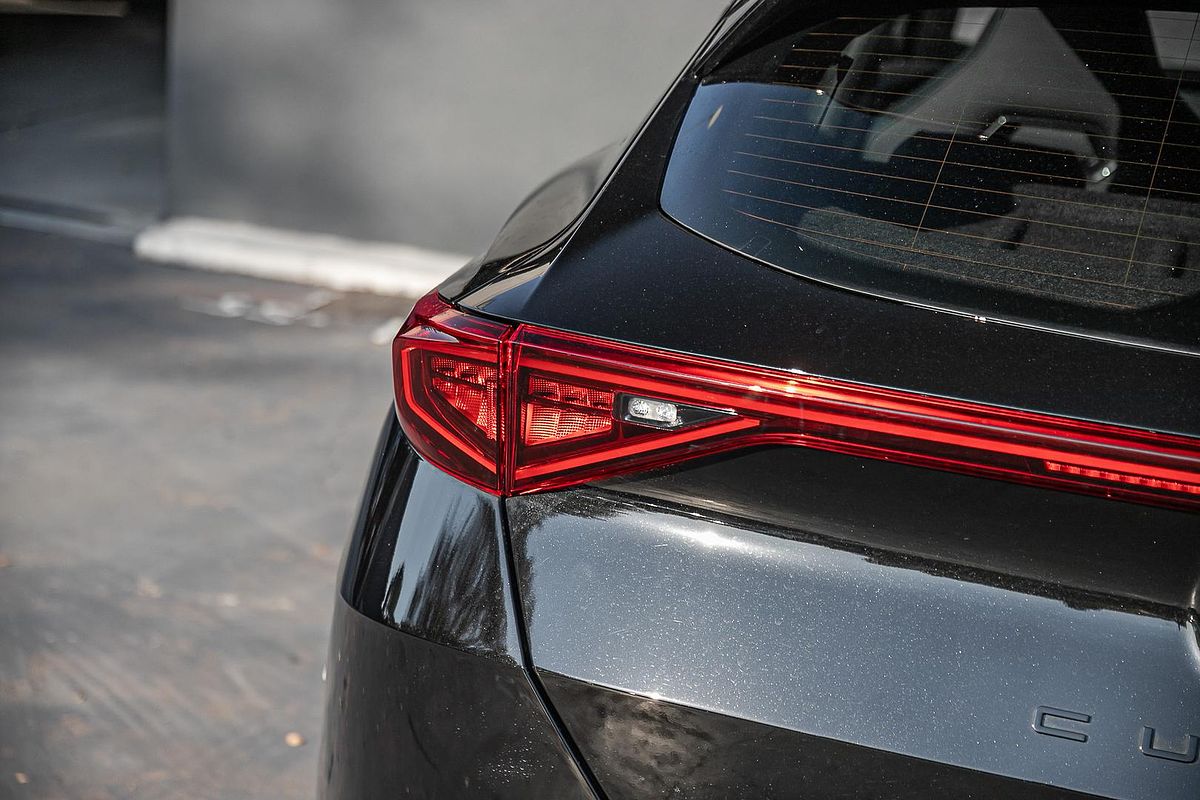 2024 CUPRA Formentor VZe Tribe Edition KM