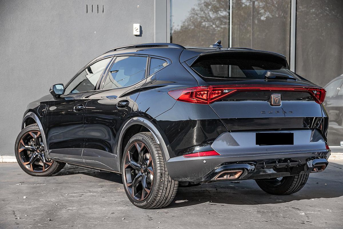 2024 CUPRA Formentor VZe Tribe Edition KM