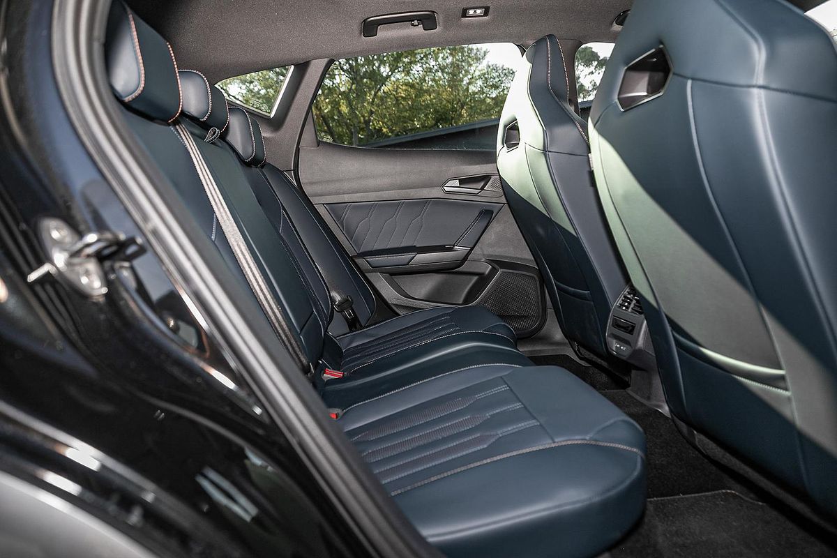 2024 CUPRA Formentor VZe Tribe Edition KM