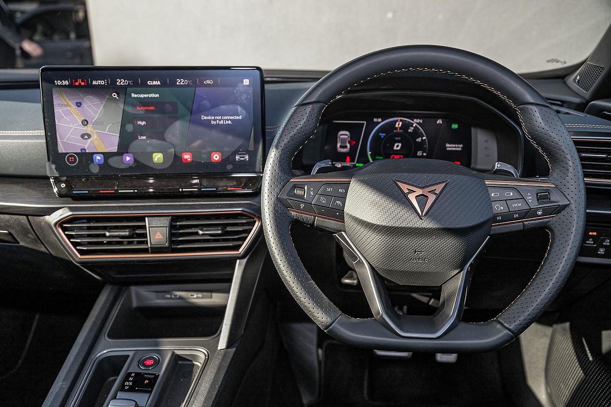 2024 CUPRA Formentor VZe Tribe Edition KM
