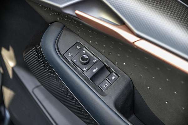 2025 CUPRA Tavascan VZ KR