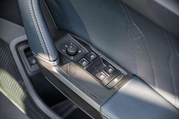 2024 CUPRA Formentor VZe Tribe Edition KM