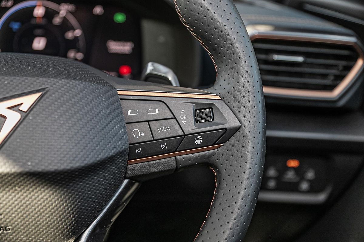 2024 CUPRA Formentor VZe Tribe Edition KM