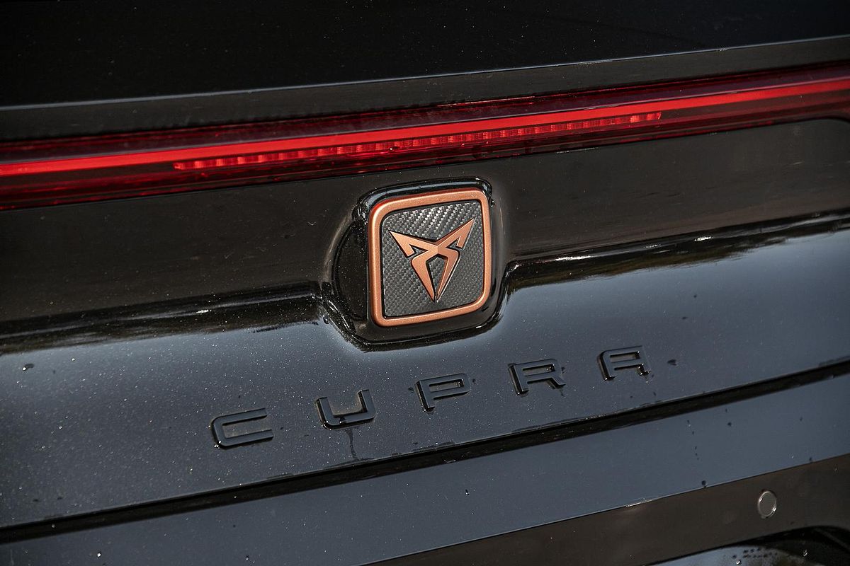 2024 CUPRA Leon VZe KL