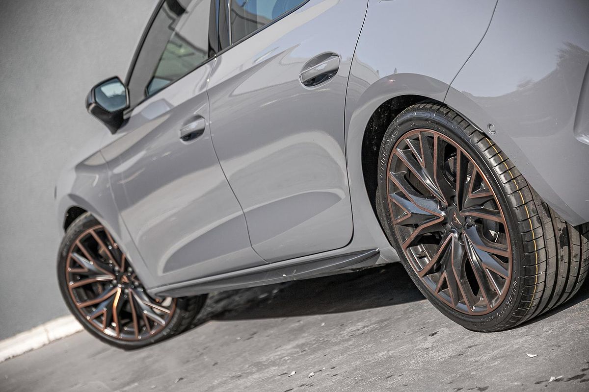 2024 CUPRA Leon VZx KL