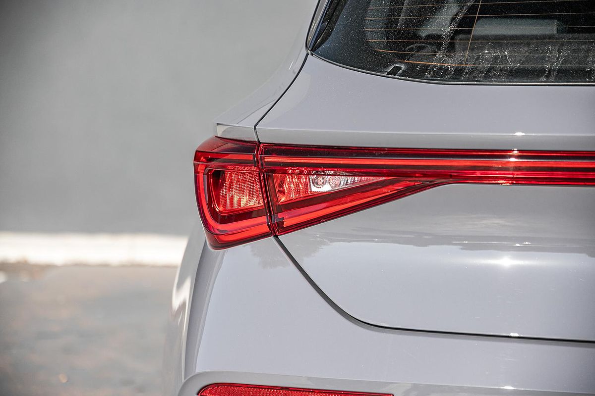 2024 CUPRA Leon VZx KL