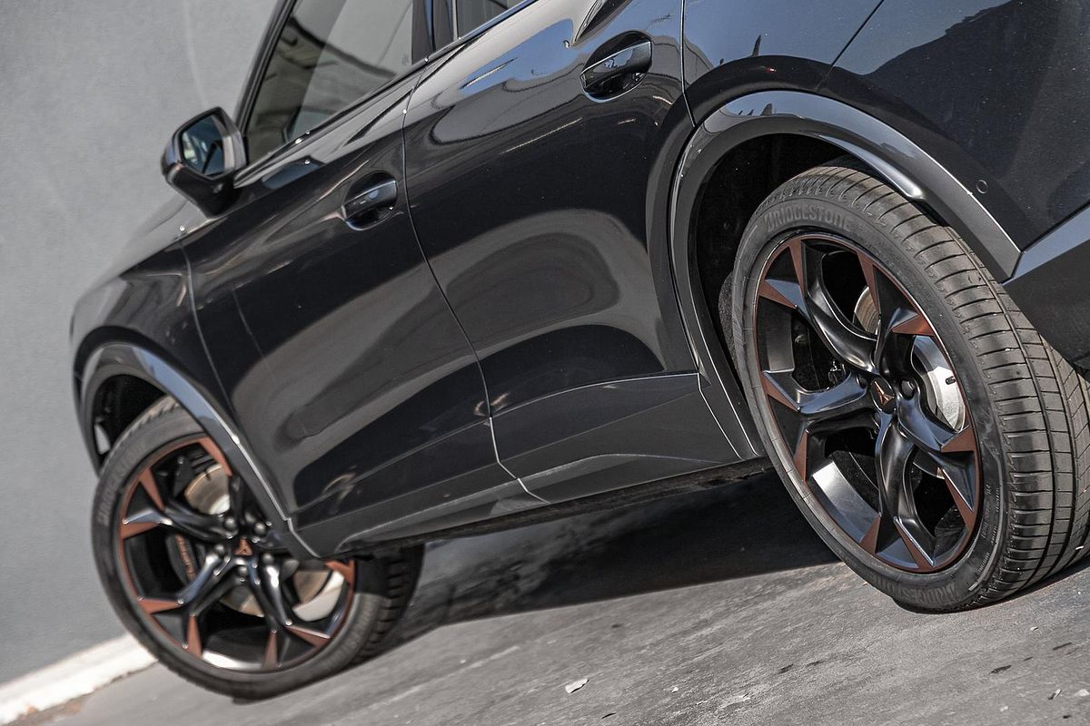 2024 CUPRA Formentor VZx KM