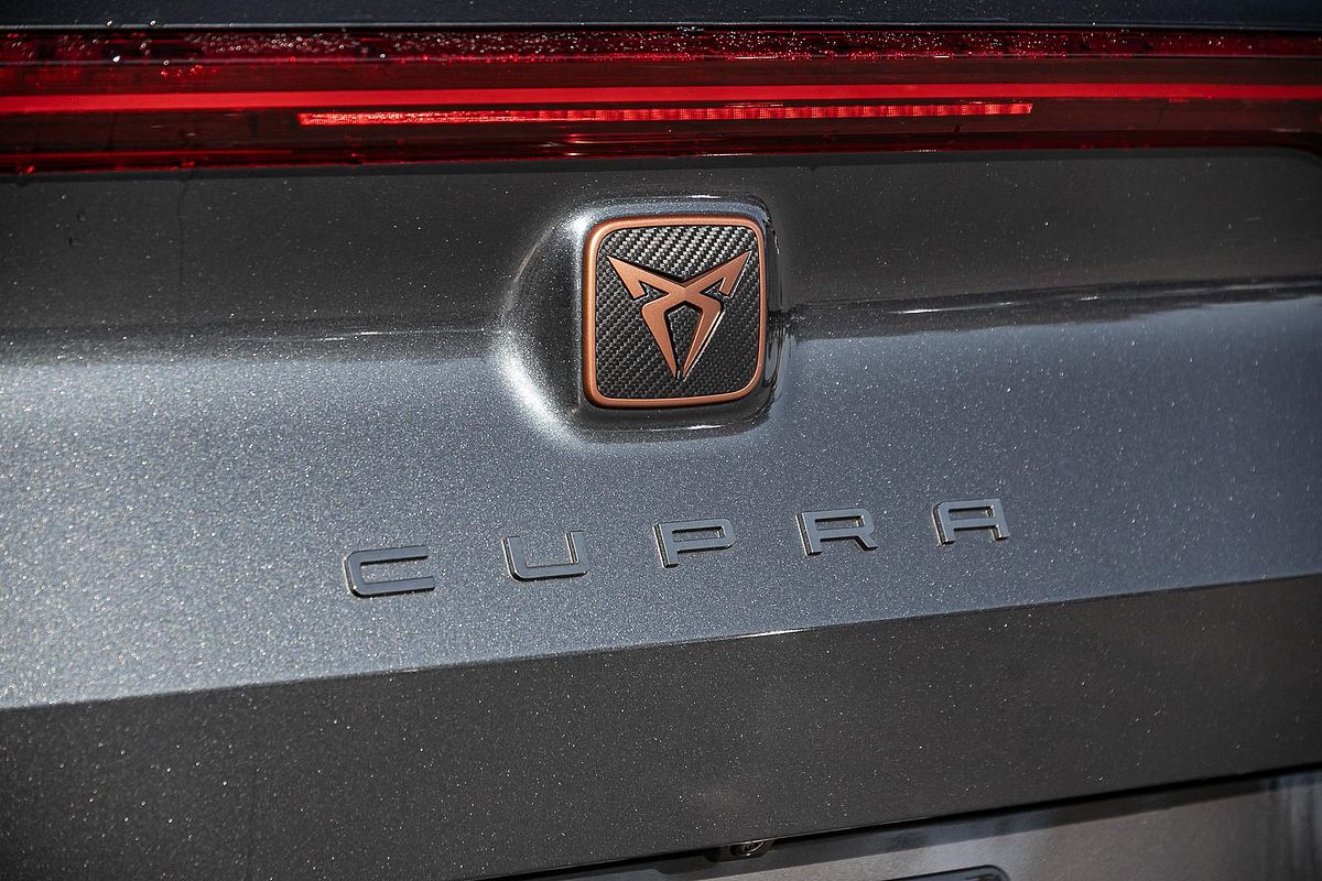 2024 CUPRA Formentor VZx KM