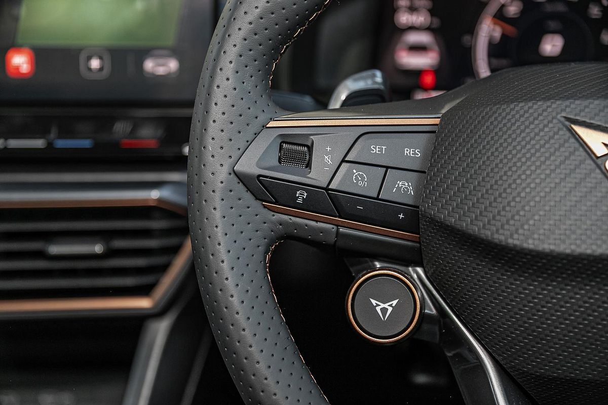 2024 CUPRA Leon VZx KL