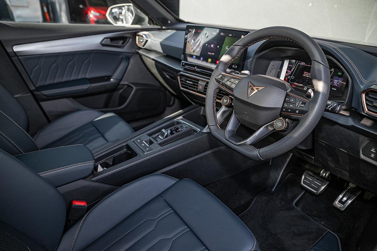 2024 CUPRA Formentor VZx KM