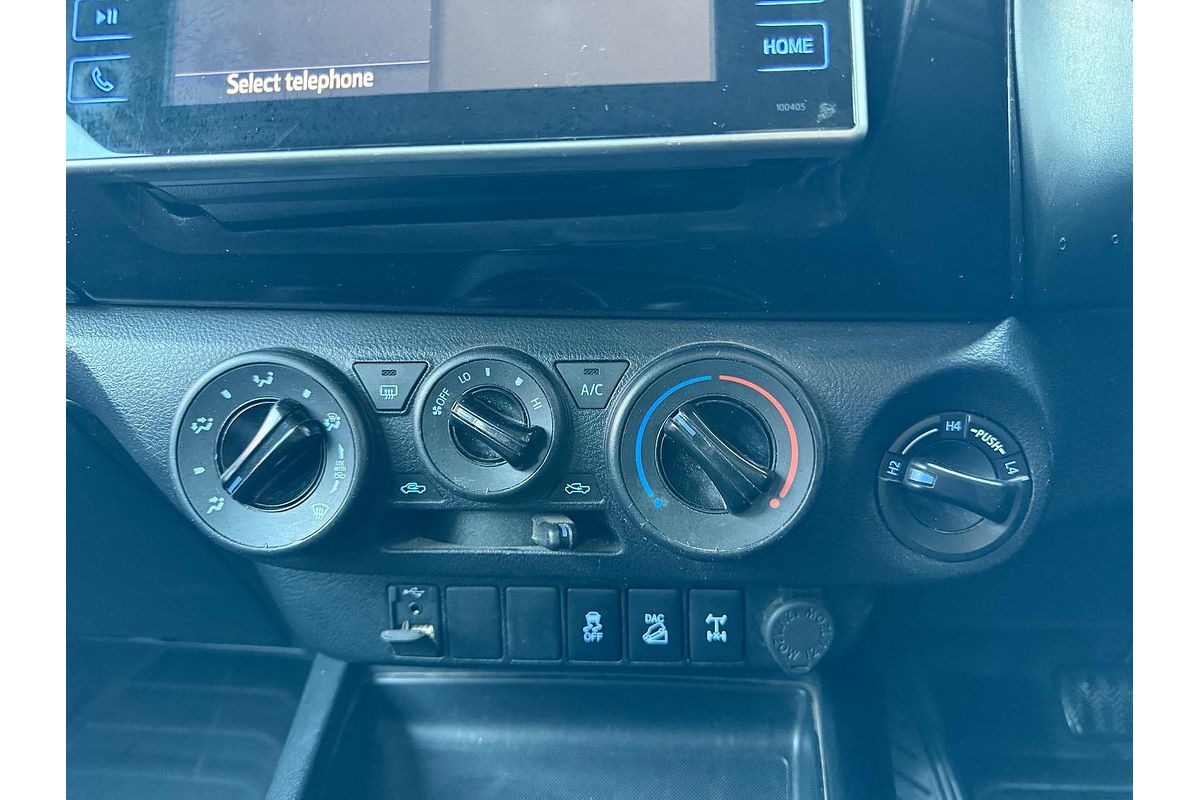 2019 Toyota Hilux SR GUN126R 4X4