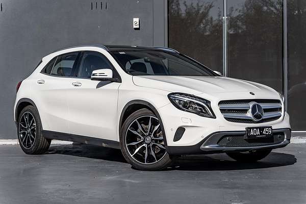 2015 Mercedes-Benz GLA-Class GLA250 X156