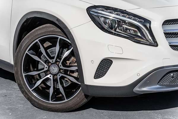 2015 Mercedes-Benz GLA-Class GLA250 X156