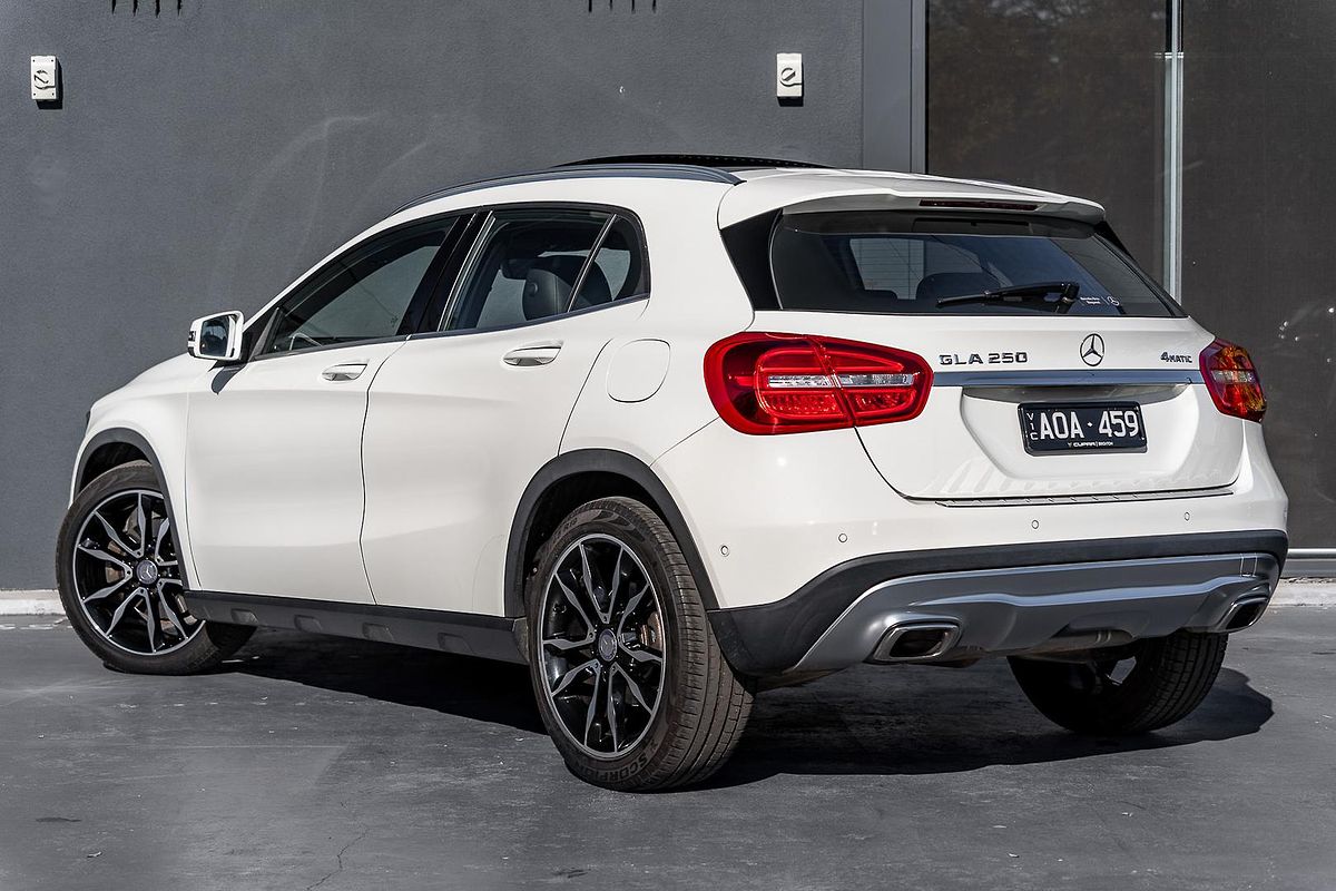 2015 Mercedes-Benz GLA-Class GLA250 X156
