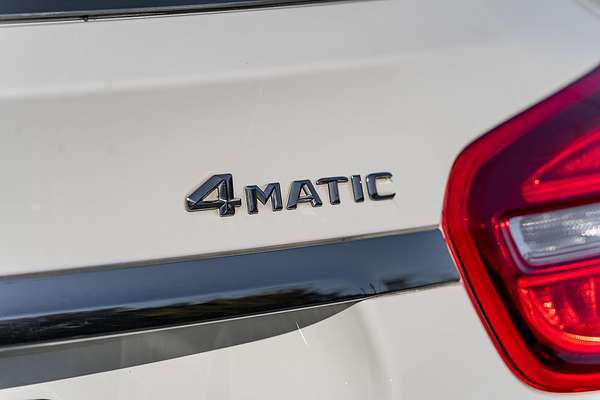 2015 Mercedes-Benz GLA-Class GLA250 X156