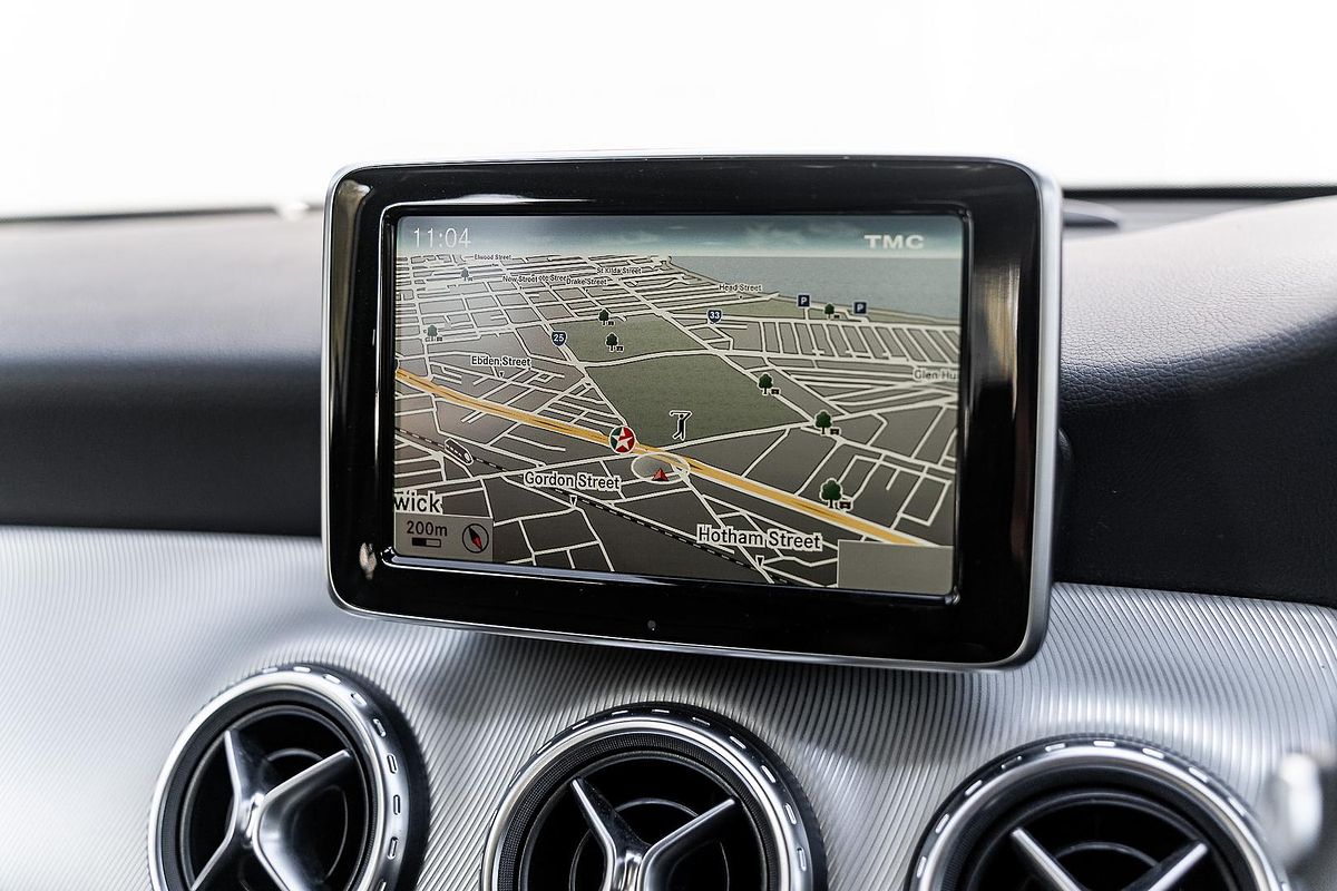 2015 Mercedes-Benz GLA-Class GLA250 X156