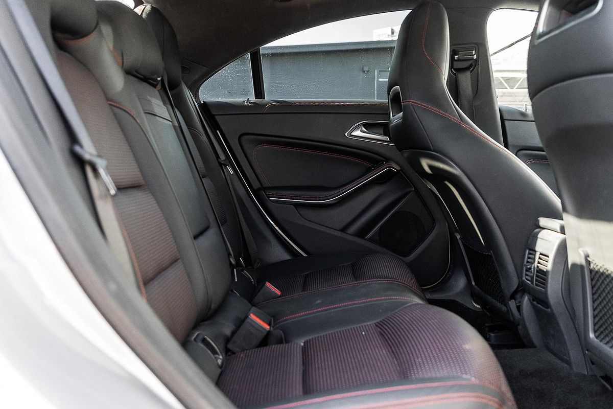 2014 Mercedes-Benz CLA-Class CLA200 C117