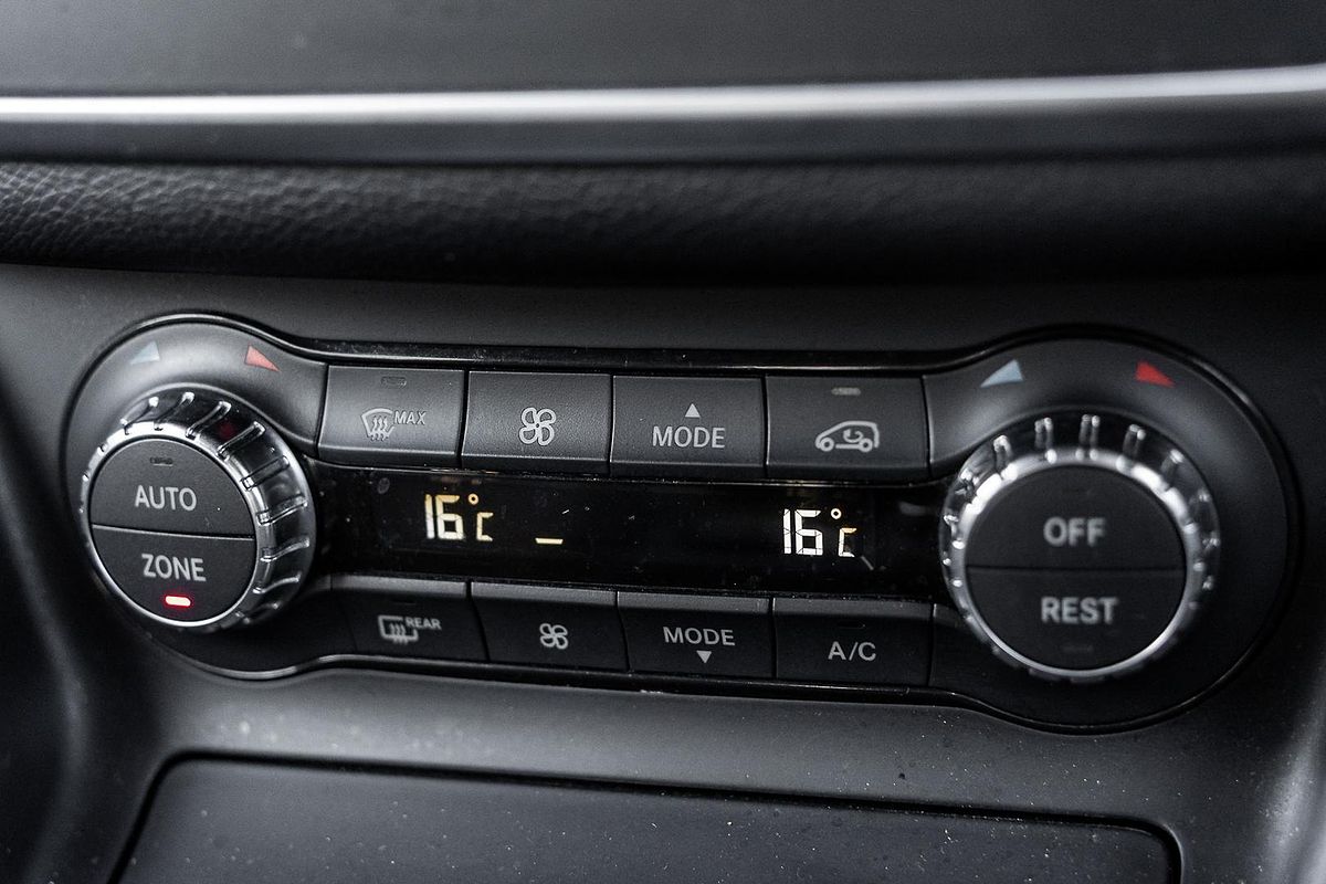 2014 Mercedes-Benz CLA-Class CLA200 C117