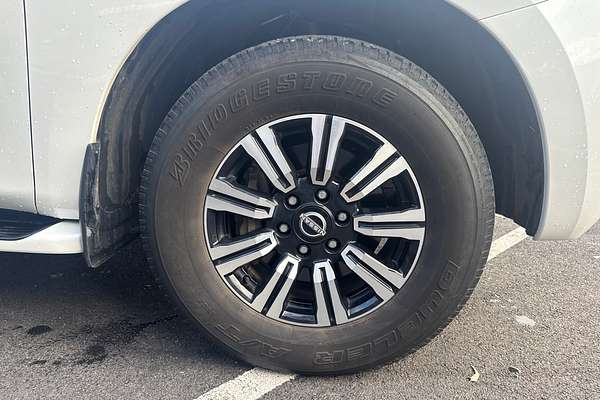 2023 Nissan Patrol Ti Y62