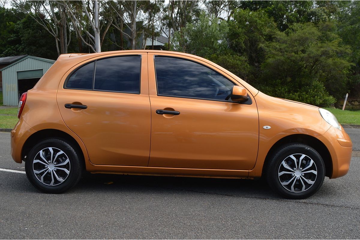2011 Nissan Micra ST K13