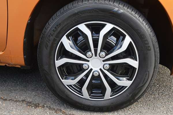 2011 Nissan Micra ST K13