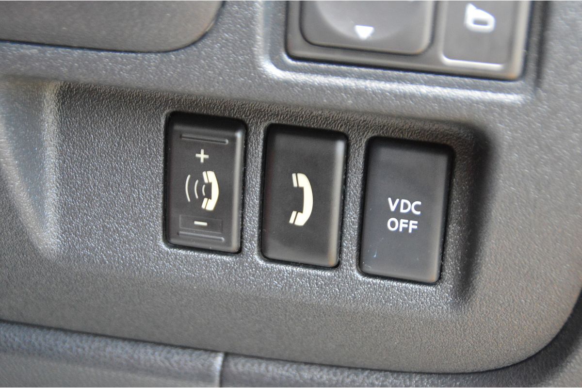 2011 Nissan Micra ST K13