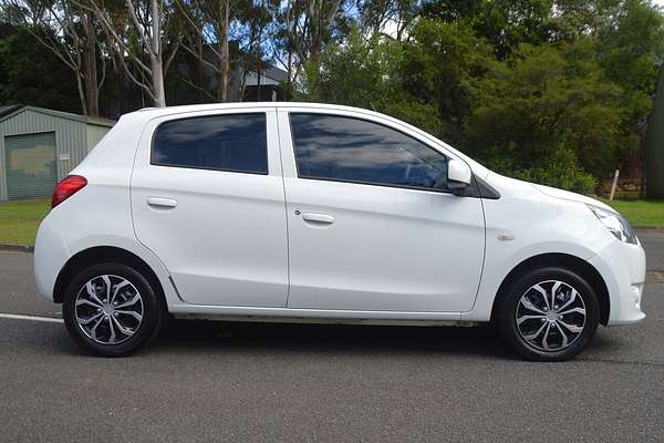 2014 Mitsubishi Mirage ES LA