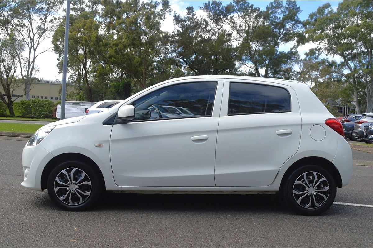 2014 Mitsubishi Mirage ES LA