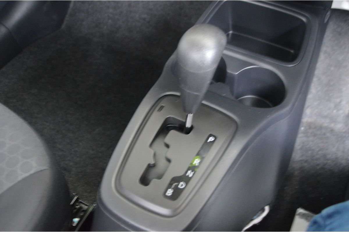 2014 Mitsubishi Mirage ES LA