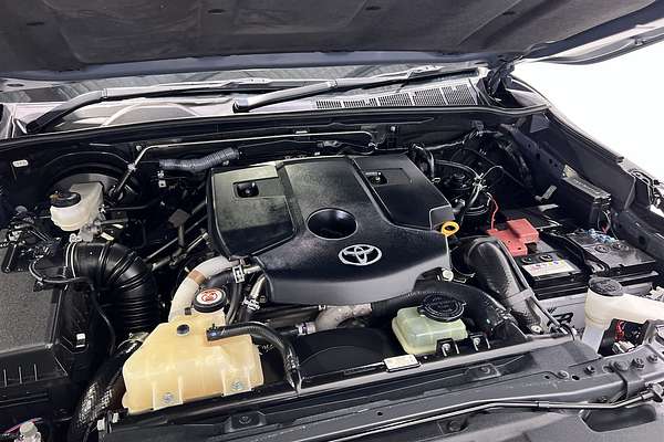 2022 Toyota Hilux SR5 GUN126R 4X4