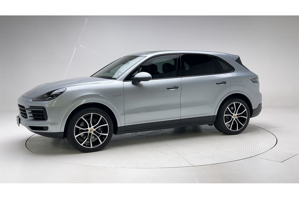 2021 Porsche Cayenne E-Hybrid 9YA MY21